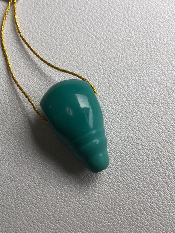 湖北十堰文鹏精品原矿绿松石三通对孔13.3