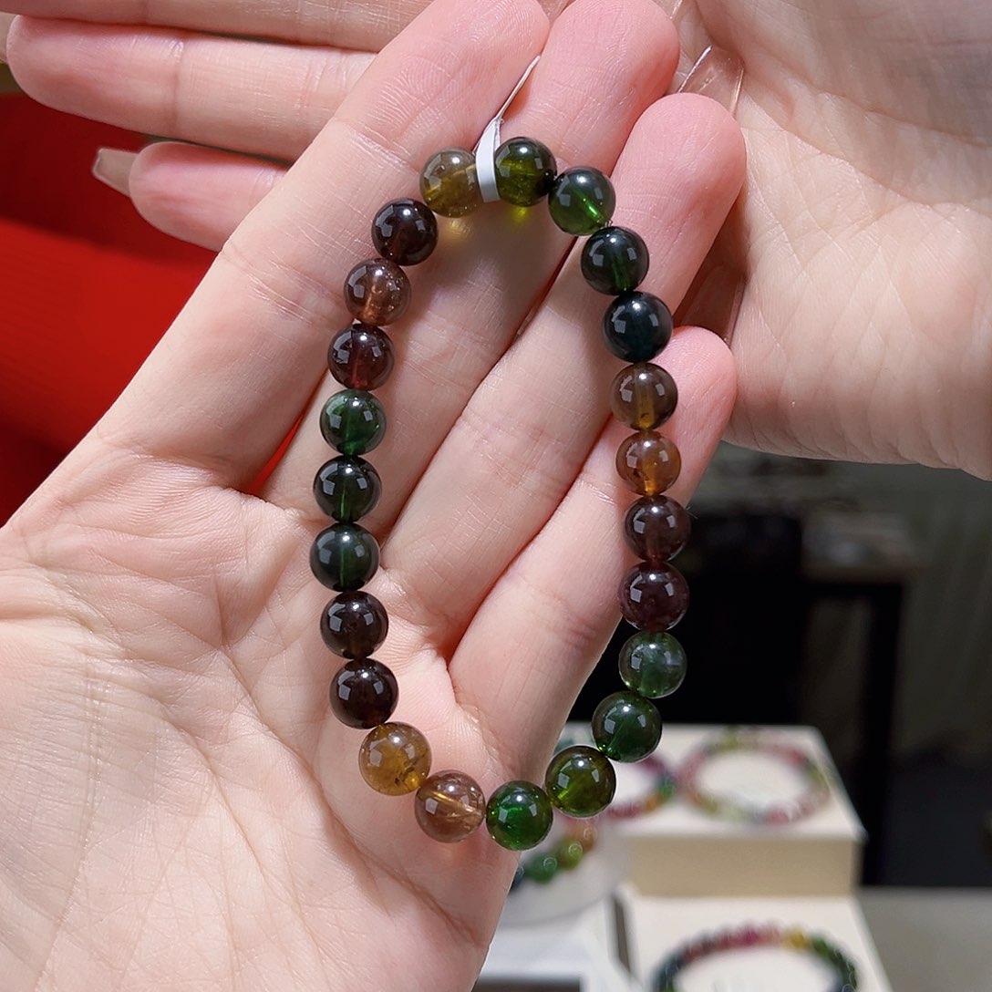 碧玺多样性发一件未镶嵌悦*堂