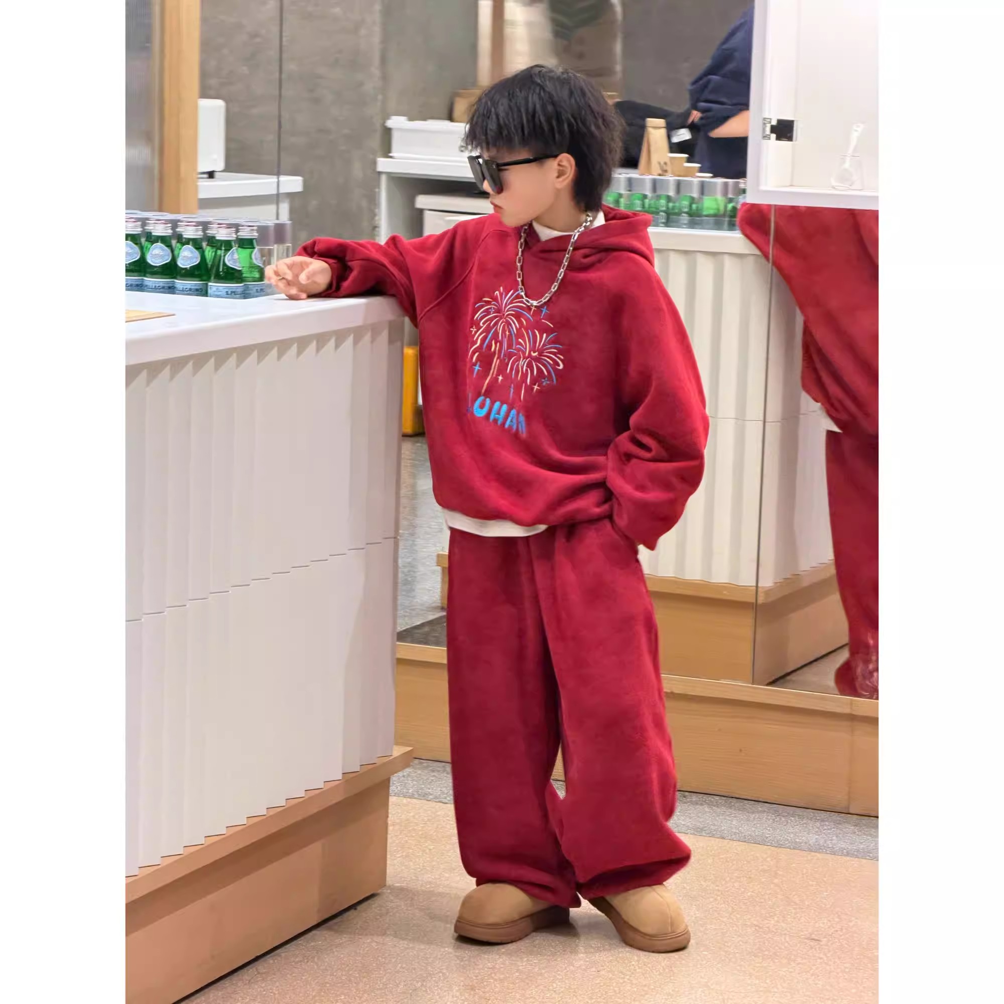 韩版儿童红色拜年服连帽卫衣套装2025年秋冬加绒加厚洋气两件套潮