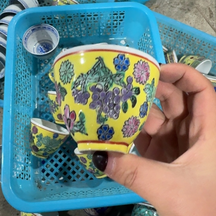 摆件黄百花不落地杯