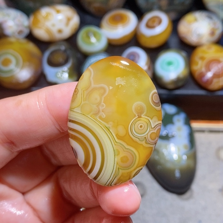 未镶嵌玛瑙/玉髓珠宝半成品25