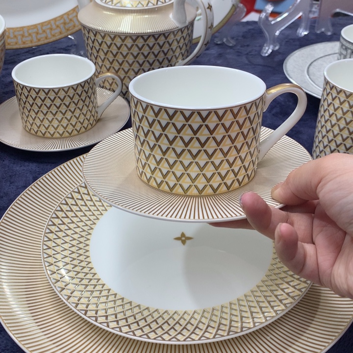 瓷片全套的都是我喜欢