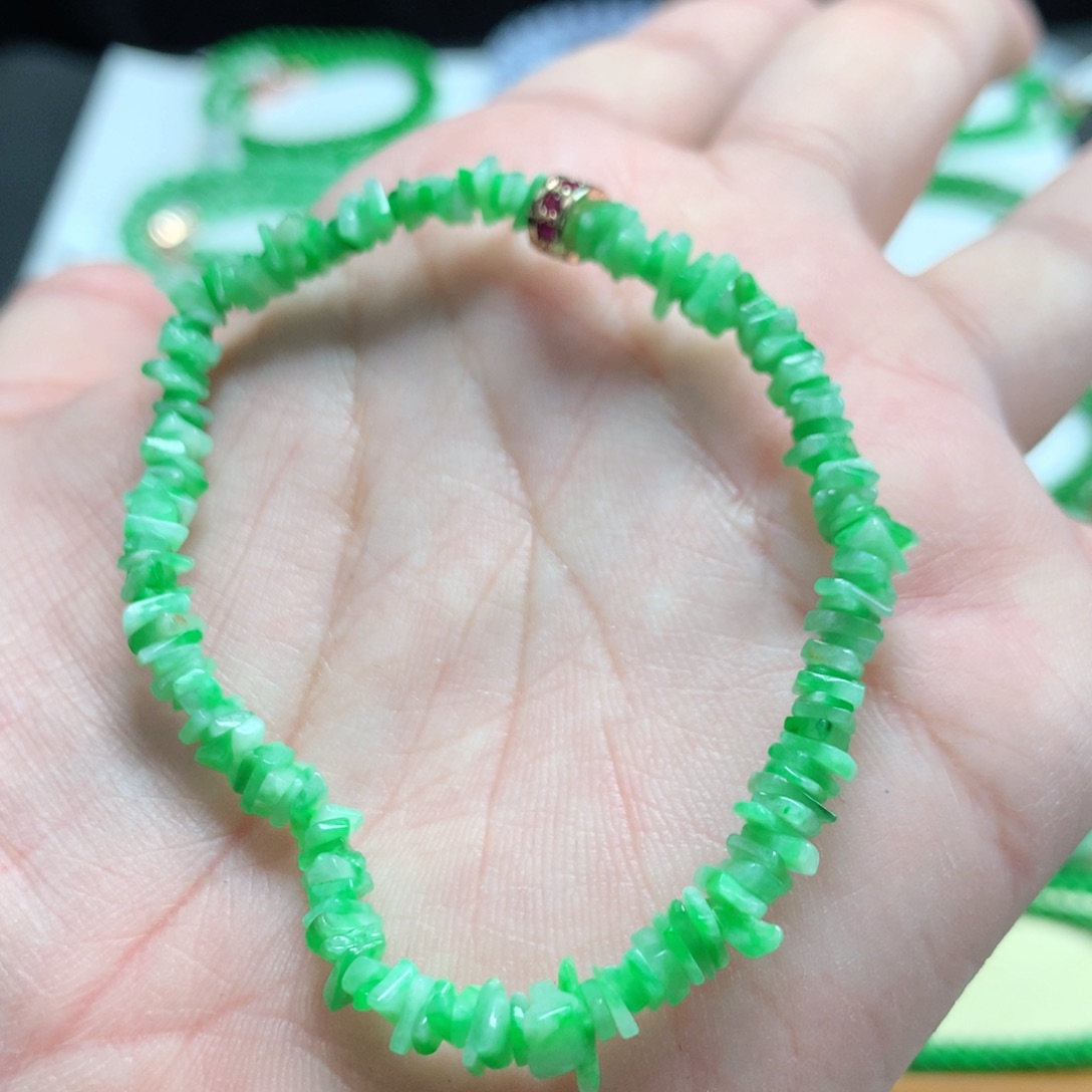 翡翠未镶嵌手链翡翠
