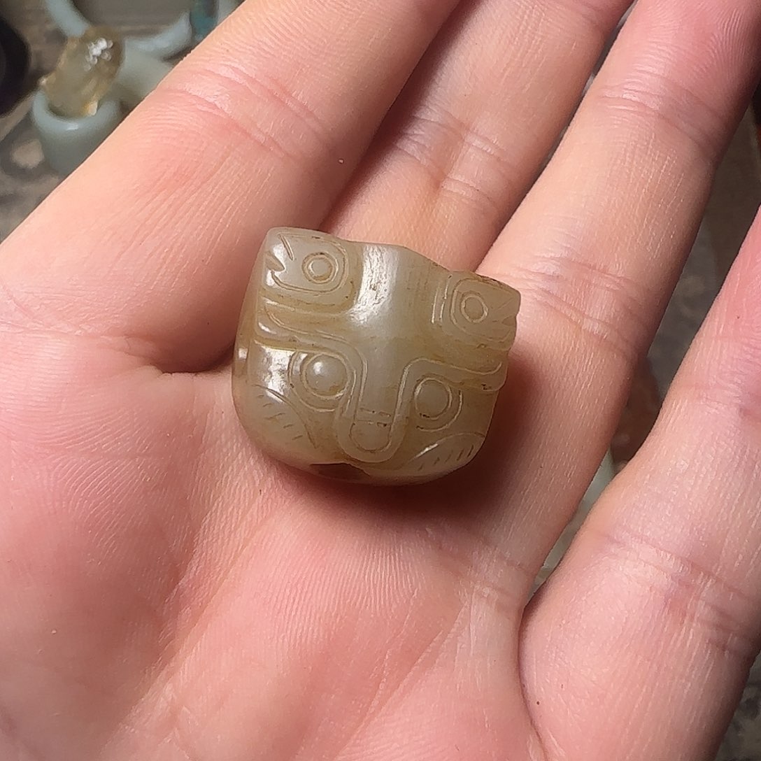 和田玉（糖玉）未镶嵌颈饰