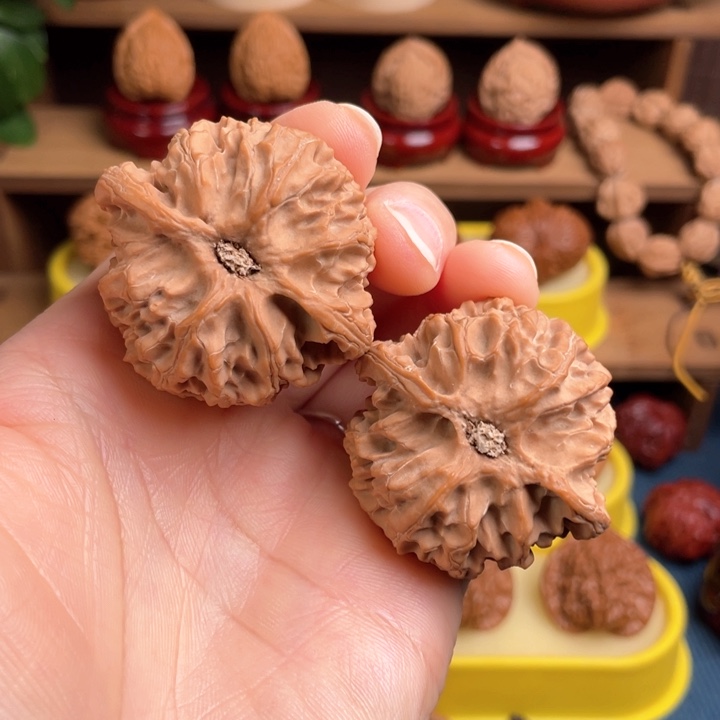 文玩核桃把件苹果园45