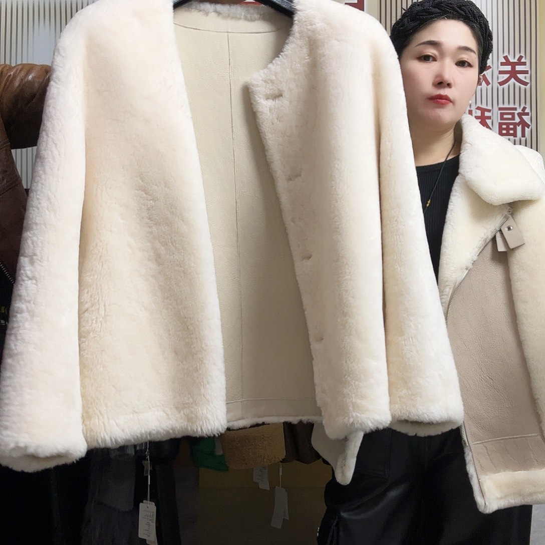 莉莉家时尚女装皮草m