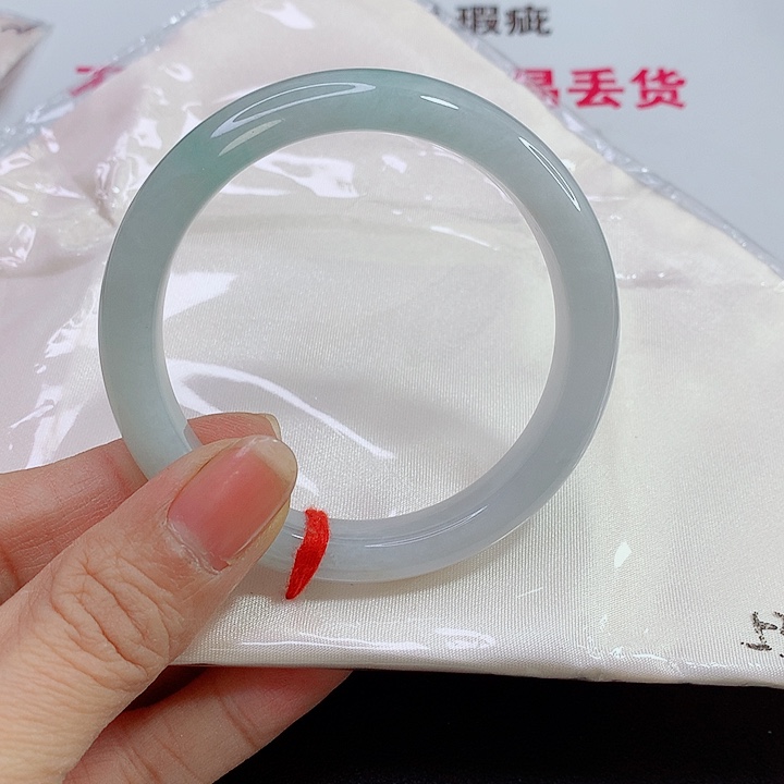 未镶嵌手镯翡翠心**依