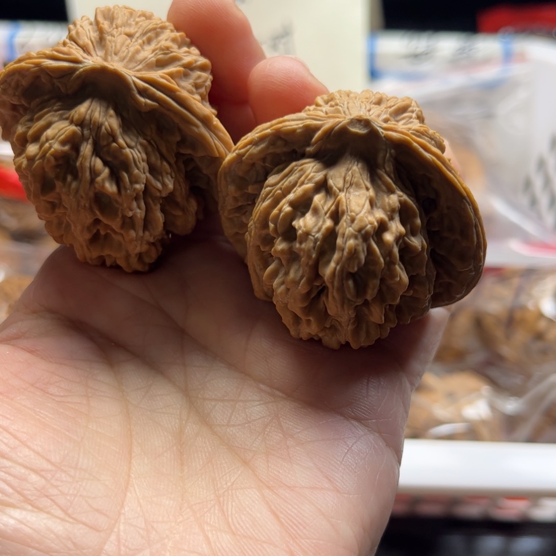 文玩核桃吊坠四座楼