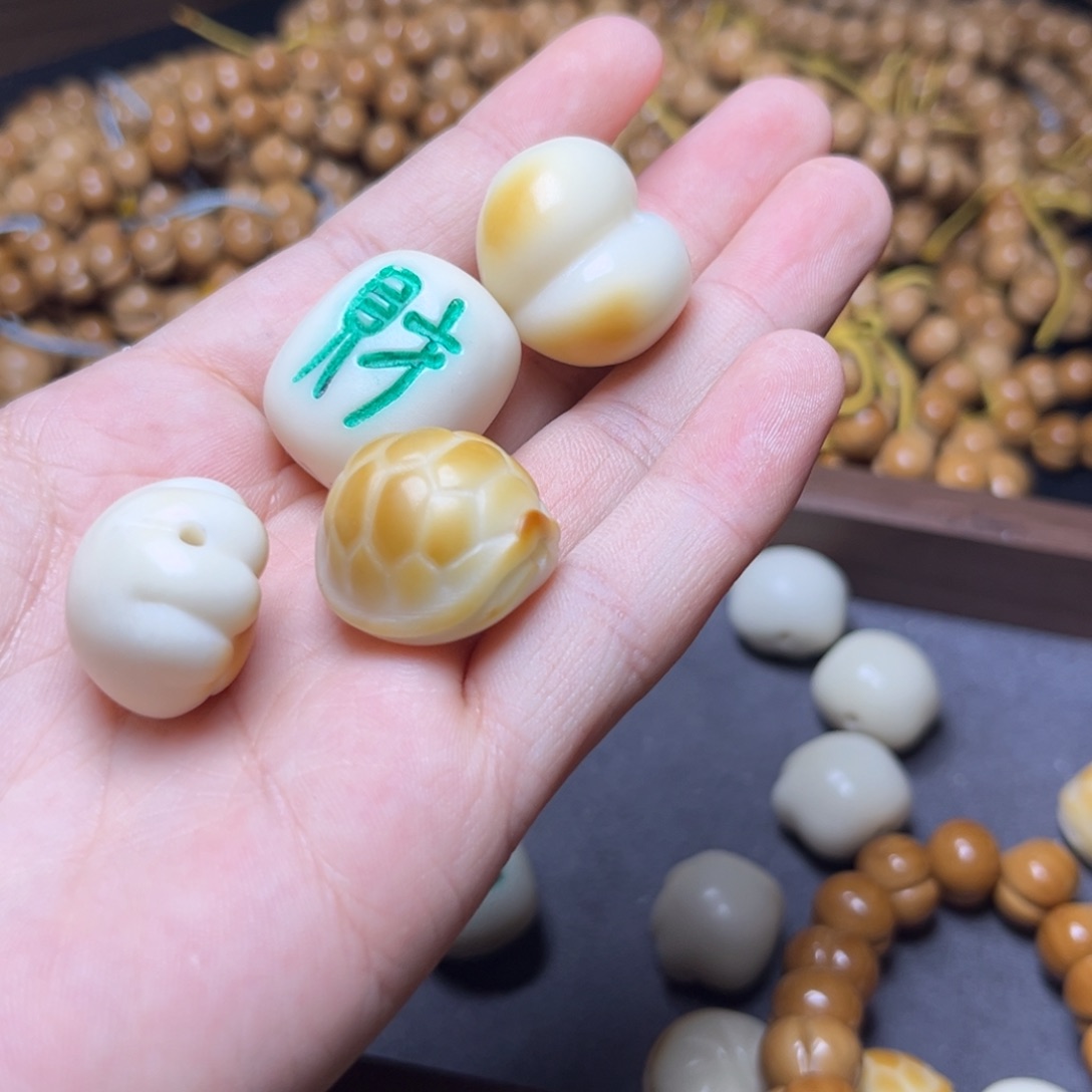 手串猴头核桃配饰