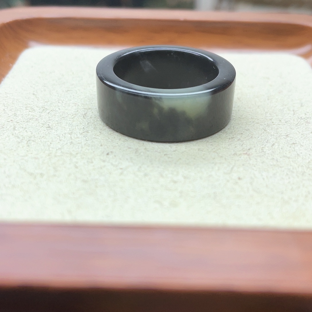 和田玉戒指未镶嵌聚墨青花直切21号