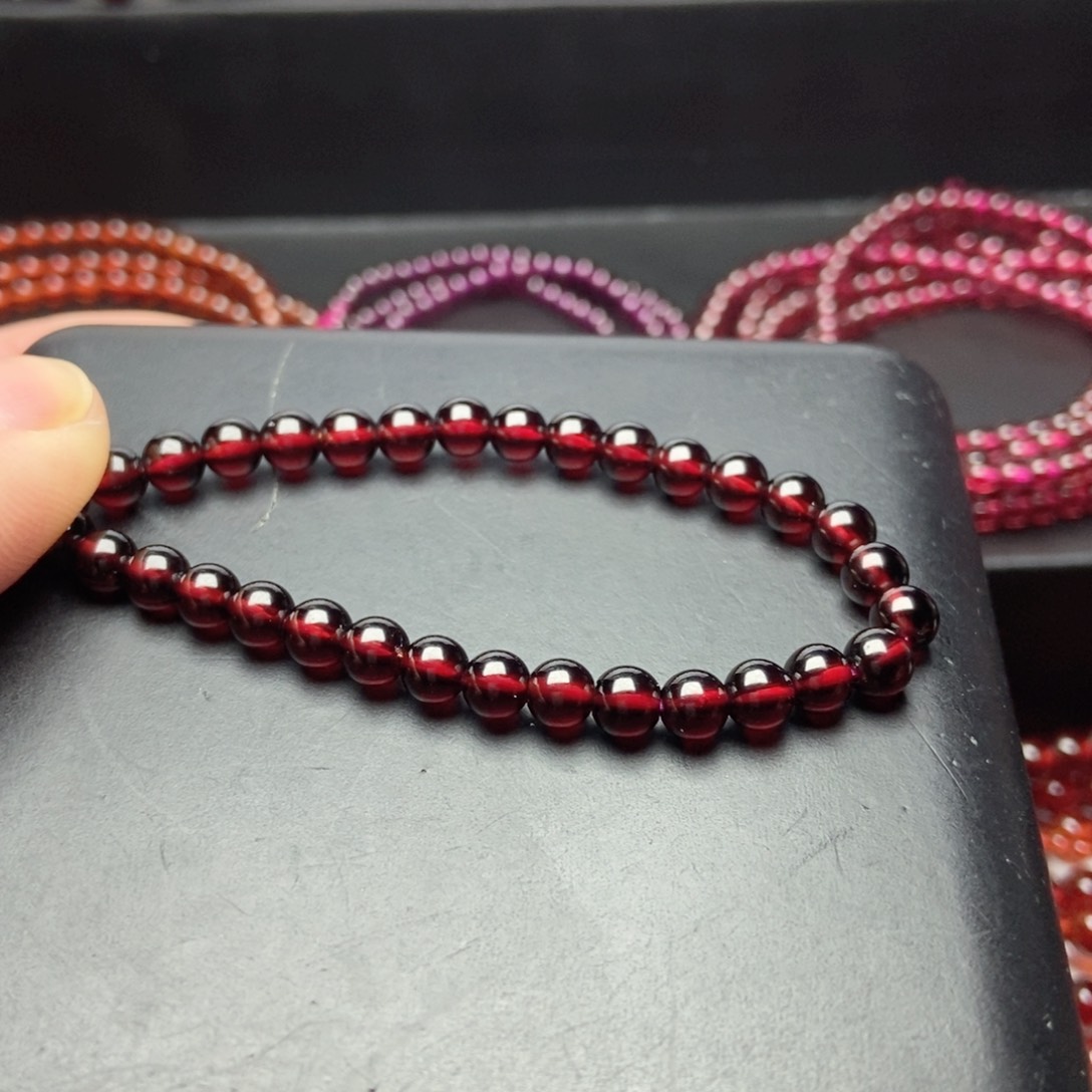 未镶嵌手链石榴石5酒红色毕业级10A