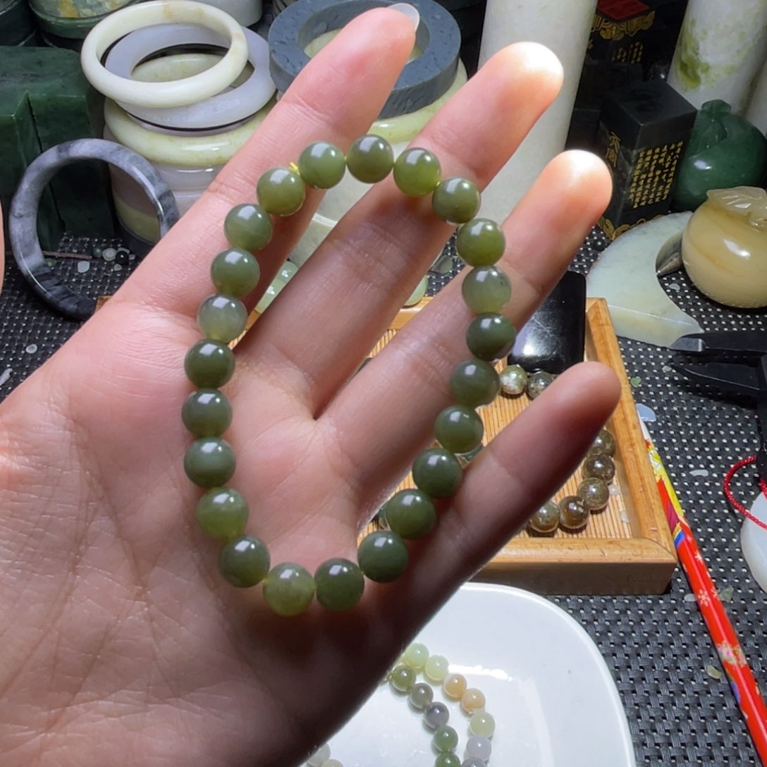 未镶嵌和田玉珠宝半成品湖水绿卡8有裂