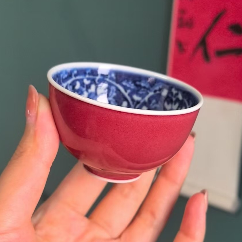 【品遗敬仁】子润窑仿元霁红蓝地茶花鸡心杯100cc 口径6.8 高4.8cm
