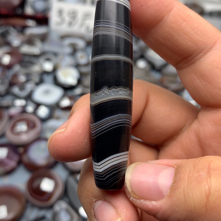 云***飞玛瑙/玉髓散珠缠丝玛瑙