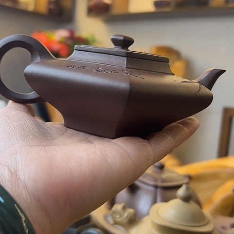 茶宠紫砂紫泥六方清净壶