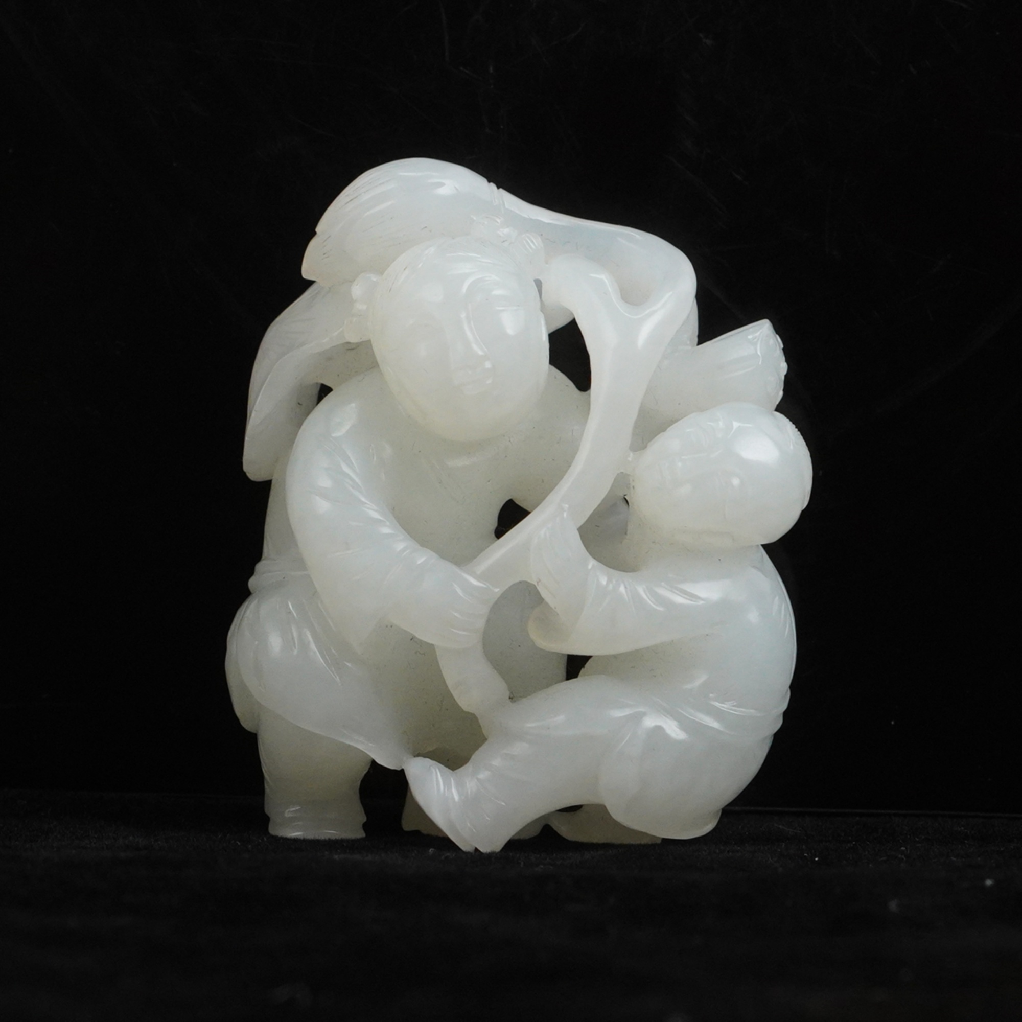 【清】白玉双童子（高6.4cm宽5.3cm重114g）QT042
