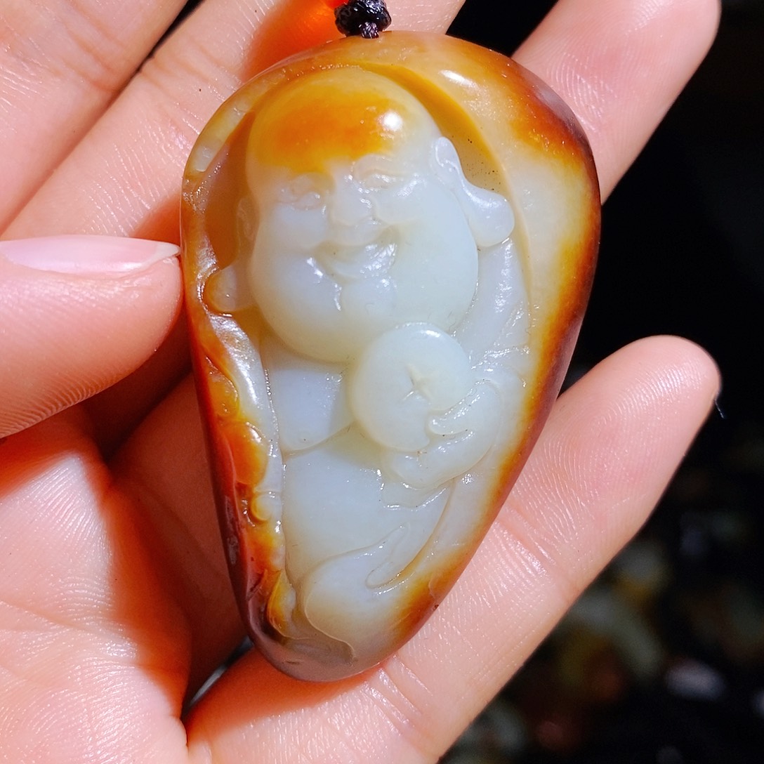 和田玉颈饰未镶嵌