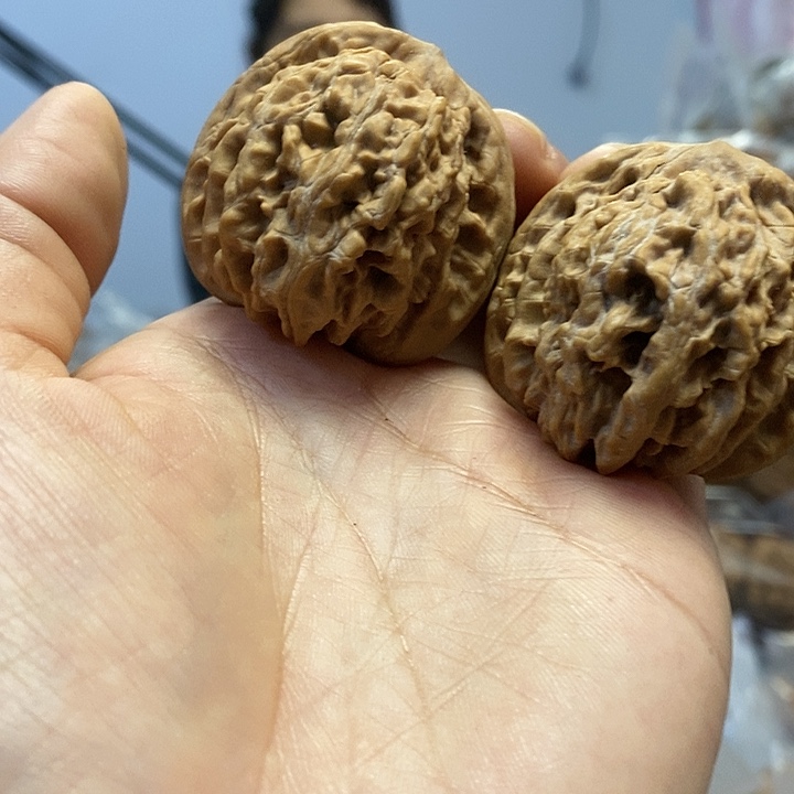 文玩核桃把件41.5霞云岭大肚子