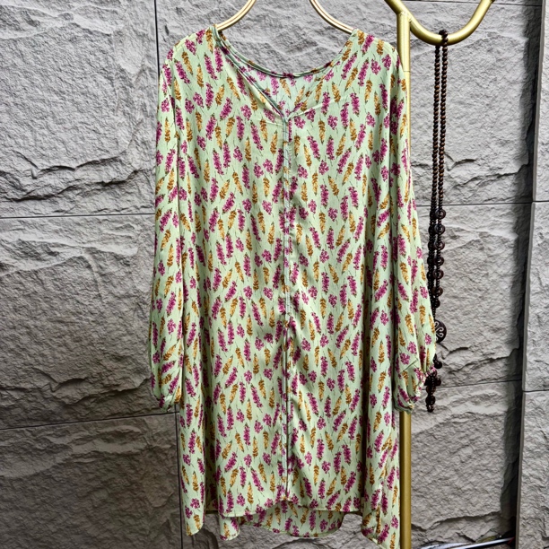 757绿野仙踪狗尾巴草高级气质夏季时尚长袖印花碎花上衣