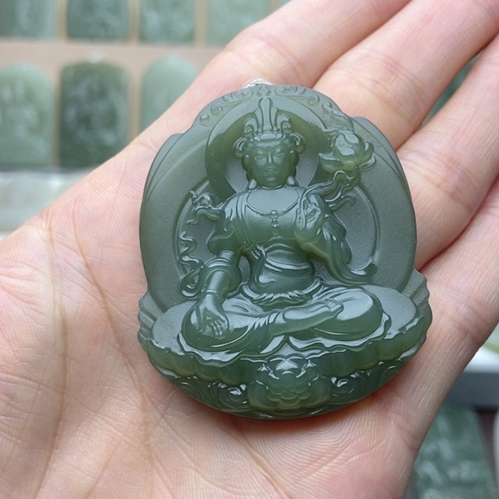 和田玉未镶嵌颈饰