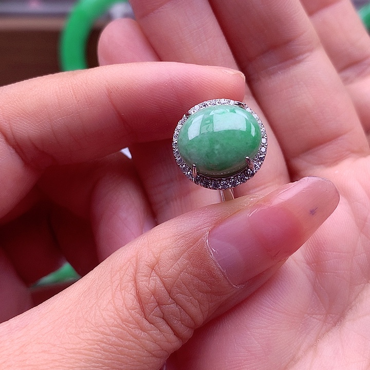 翡翠颈饰银S925镶嵌翡翠