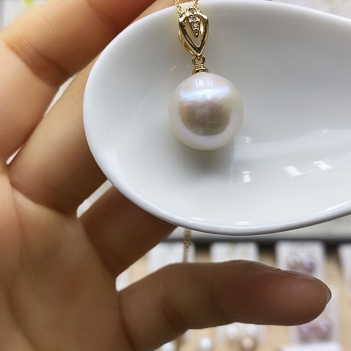 淡水珍珠颈饰合金