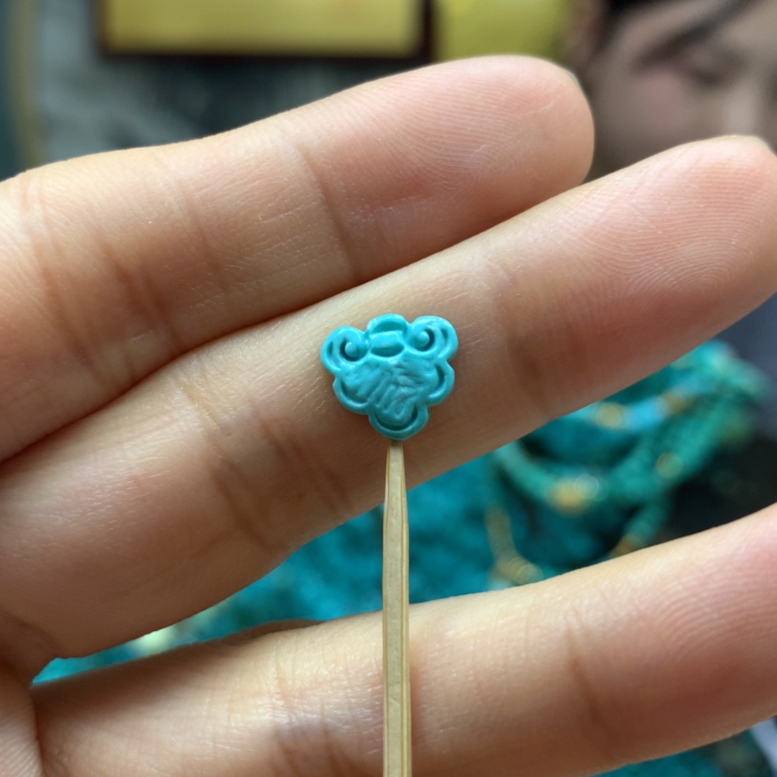 绿松石配饰未镶嵌