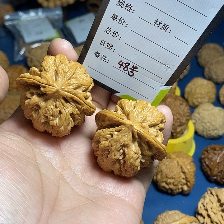 文玩核桃把件48号，45尺，粗筋