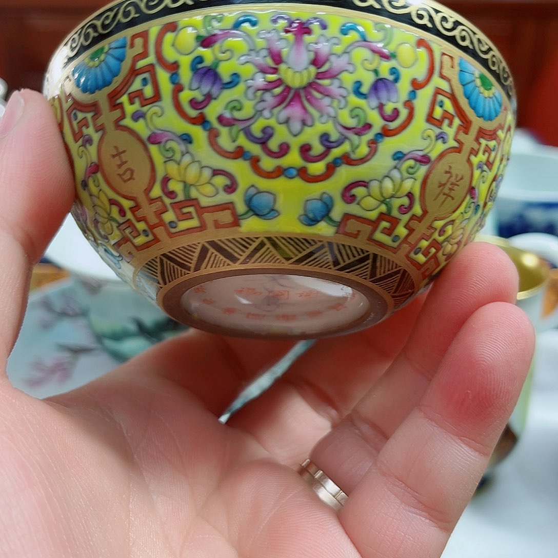 摆件千年瓷都景德镇 艺术关注谢佳豪