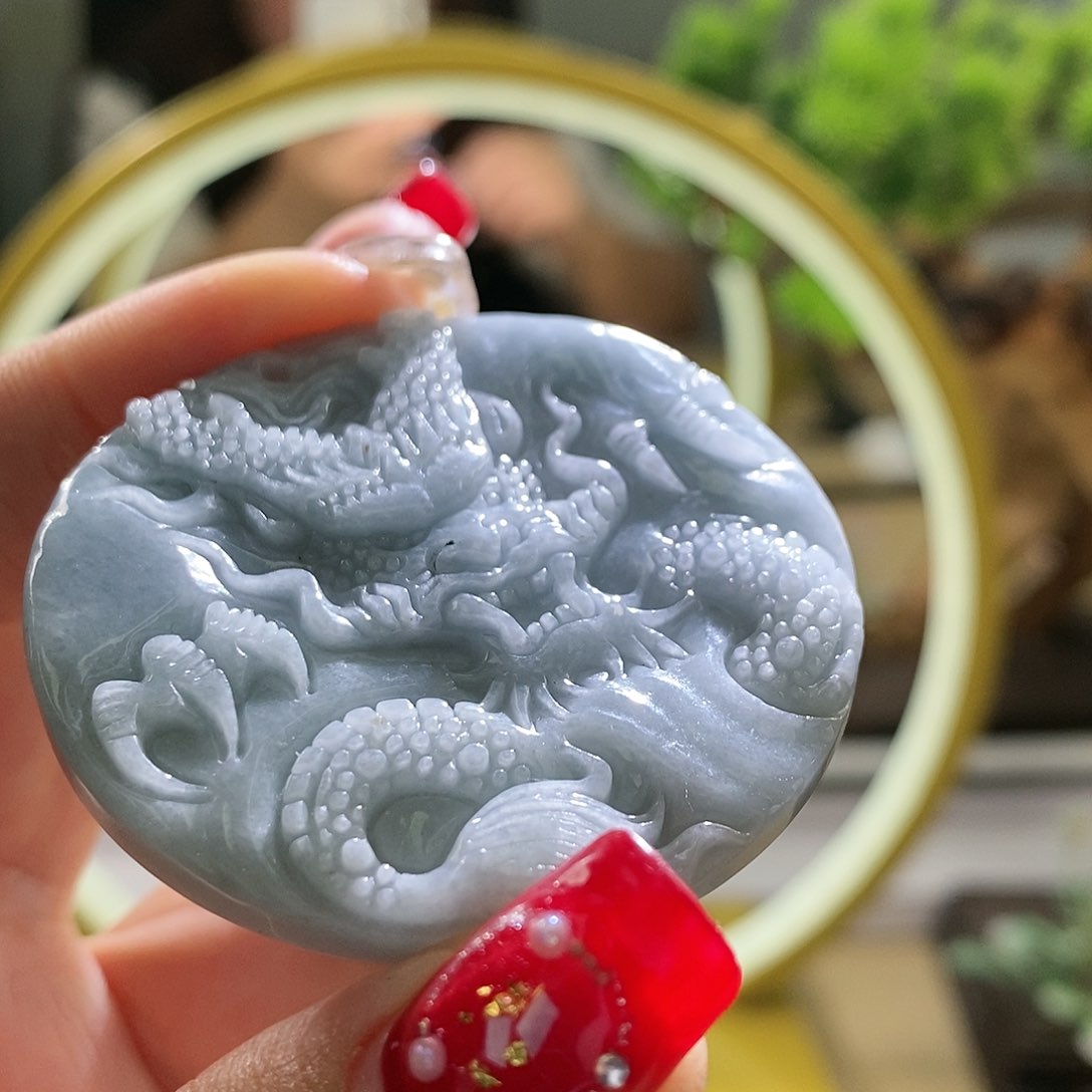 【闪购商品】翡翠颈饰未镶嵌龙牌