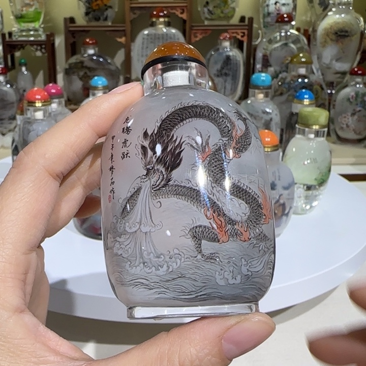 内画鼻烟壶8888888