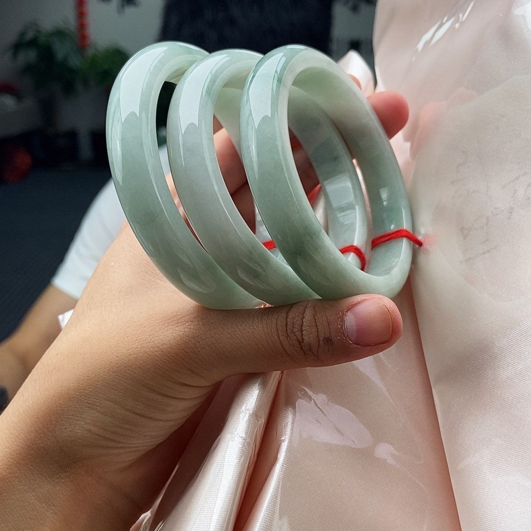 翡翠手镯未镶嵌56-62颜色多样性发拍一发一