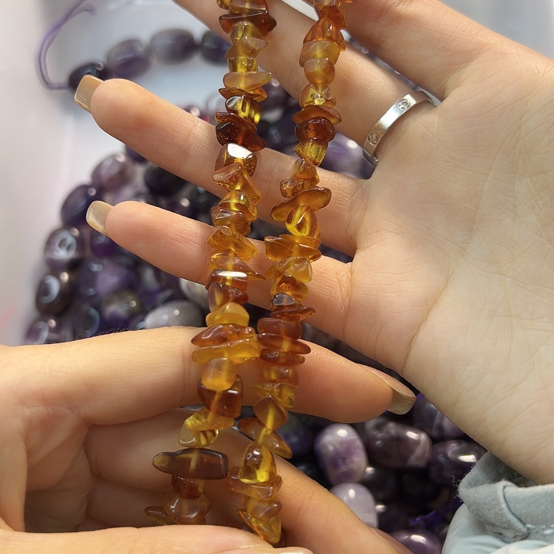 玛瑙/玉髓合金珠宝半成品琥珀碎石一条