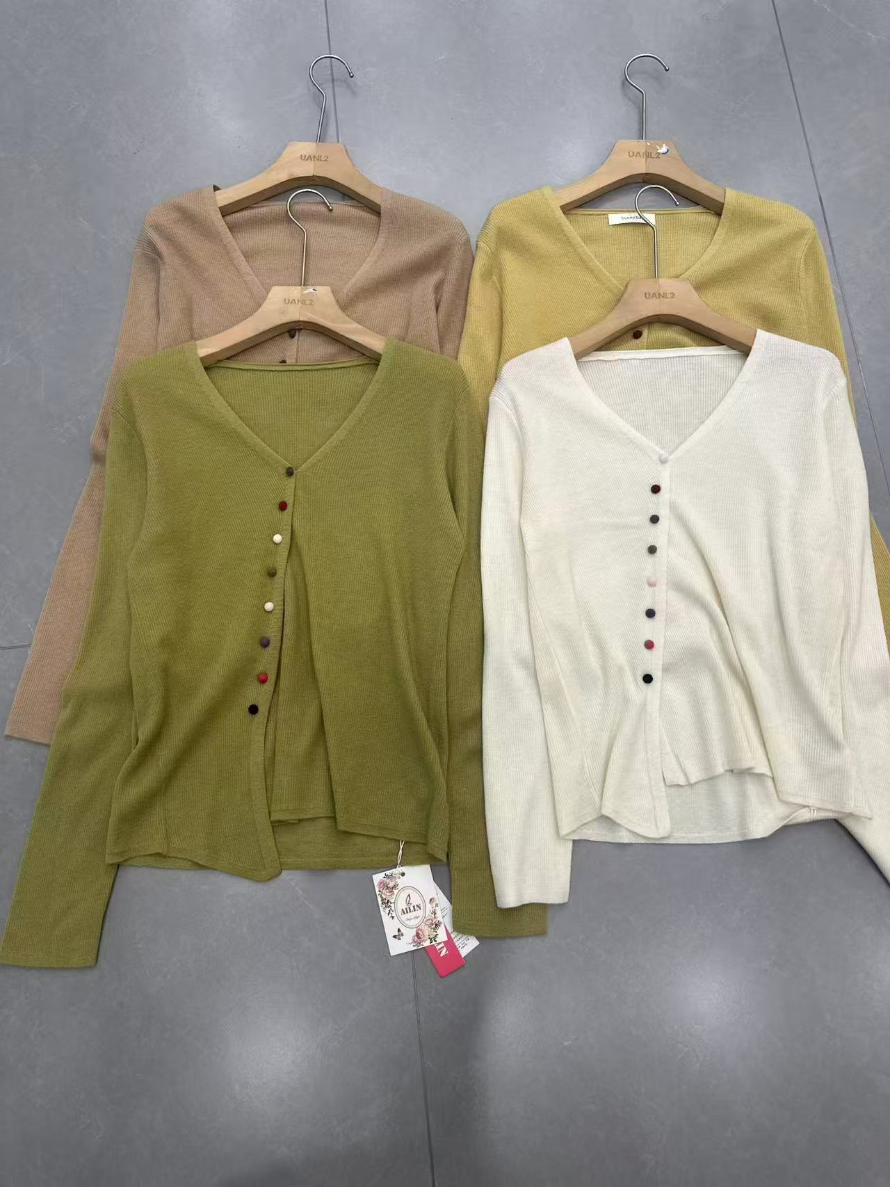 【扬子精纺】 3181针织修身型开衫款毛针织衫气质百搭韩版时尚