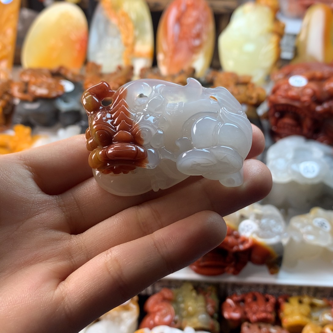 石英质玉（黄龙玉）手把件未镶嵌