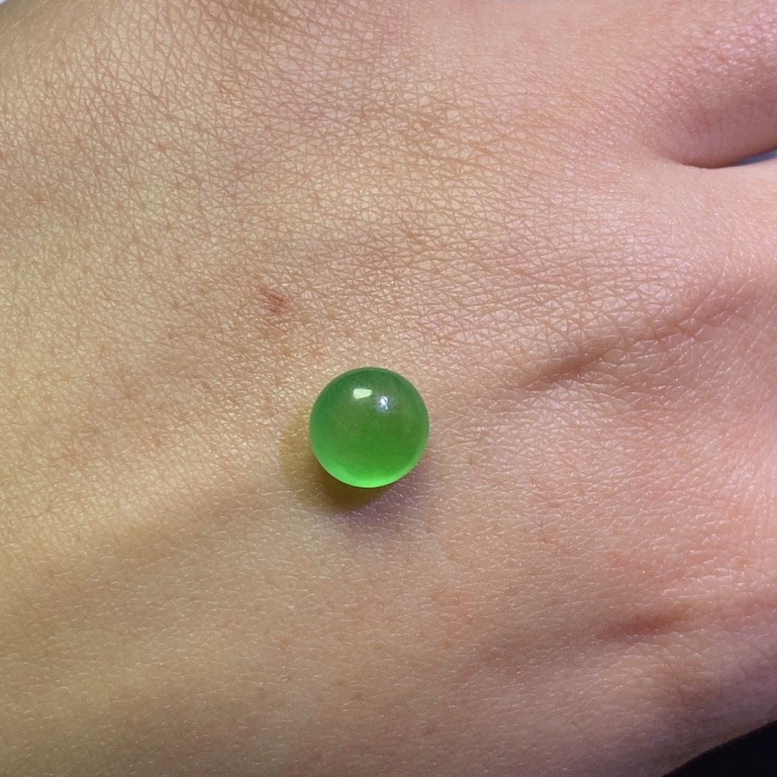 老***乐翡翠未镶嵌颈饰吊坠