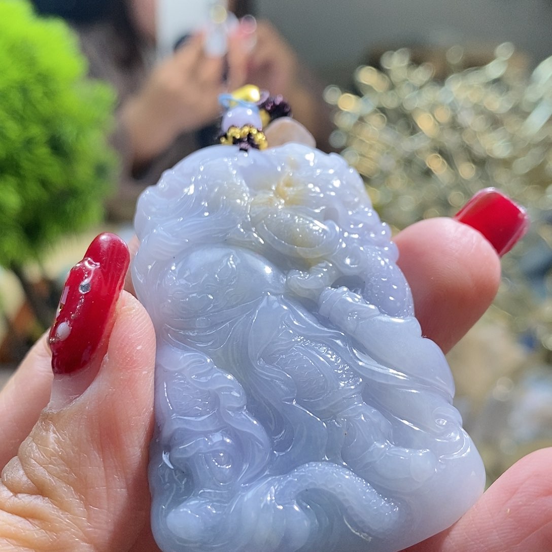 【闪购商品】翡翠颈饰未镶嵌关公