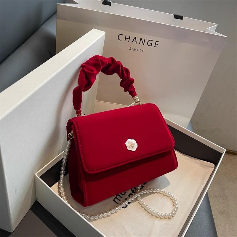新娘包婚包红色小众高级感包包女冬轻奢2024新款托特包单肩斜挎包