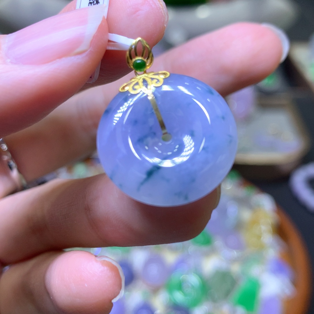 【闪购商品】翡翠颈饰18K金镶嵌翡翠吊坠项链