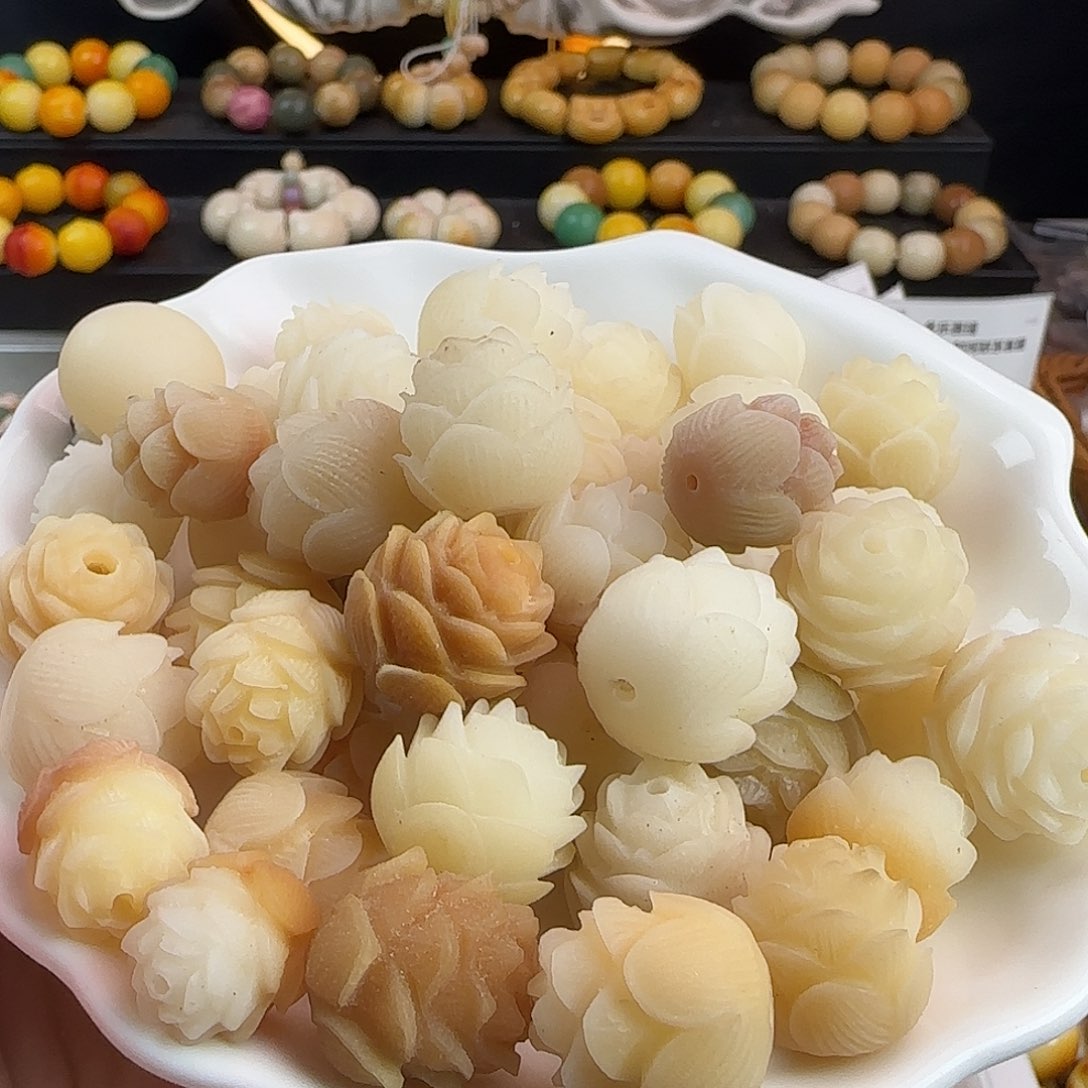 菩提根/象牙果吊坠瑕疵卡18/20手修莲花20颗