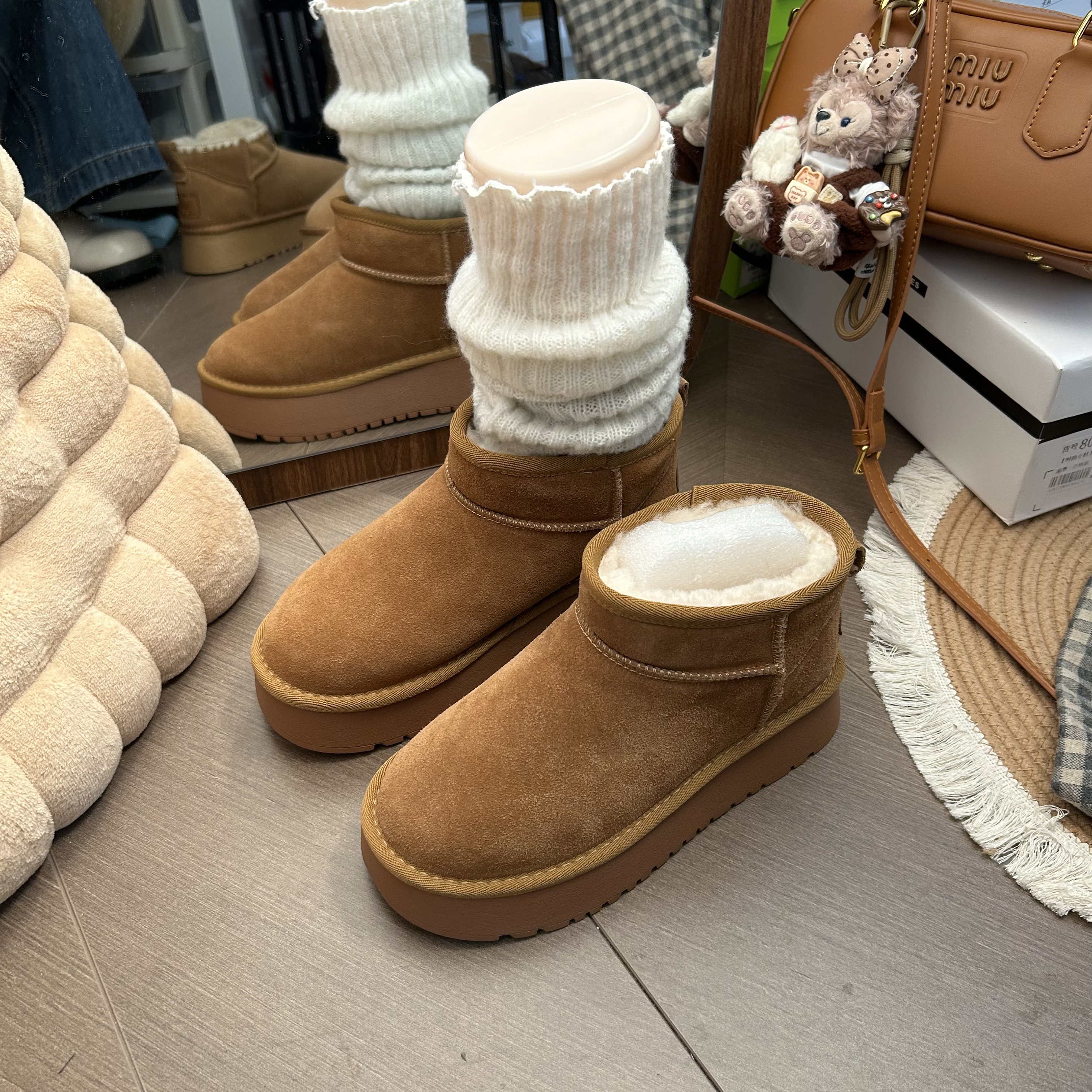 巨防寒真皮羊毛雪地靴厚底防滑外穿保暖圆头短靴子