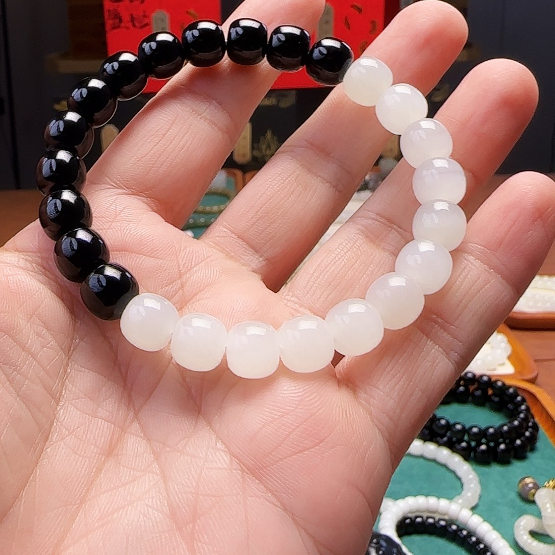 和田玉未镶嵌手链