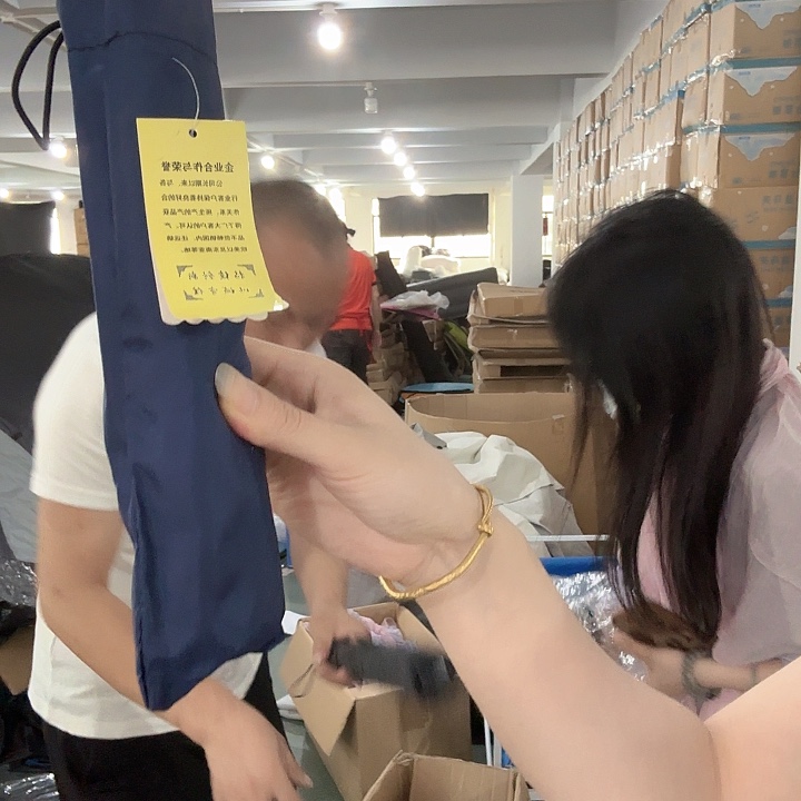 氨纶多色多款折叠伞任意发1