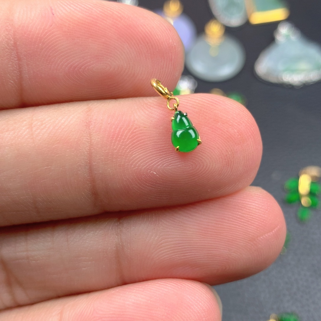 【闪购商品】翡翠18K金镶嵌颈饰翡翠