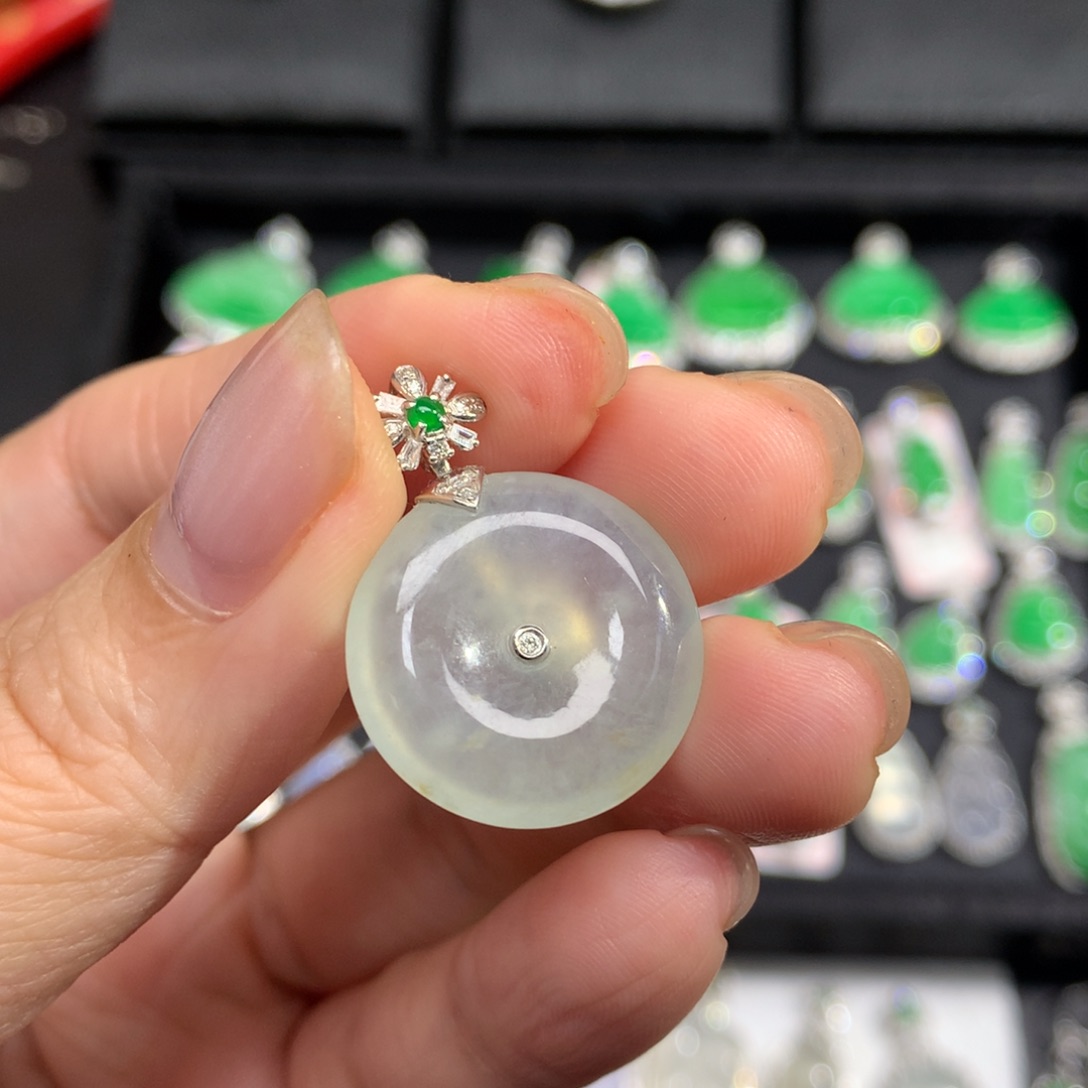 翡翠18K金镶嵌吊坠(不含链)