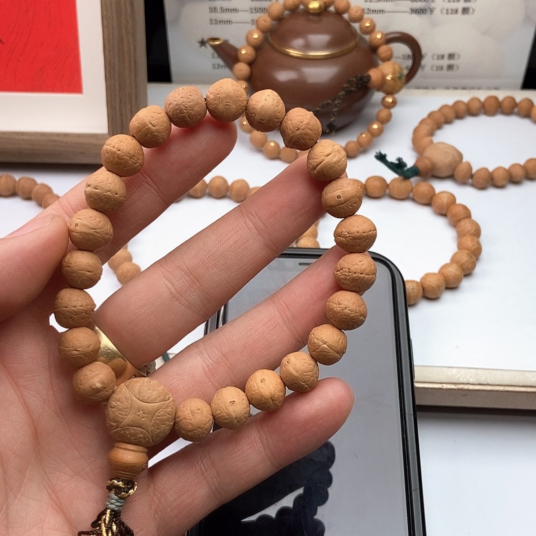 凤眼菩提手串江**滔尼泊尔实心籽手串
