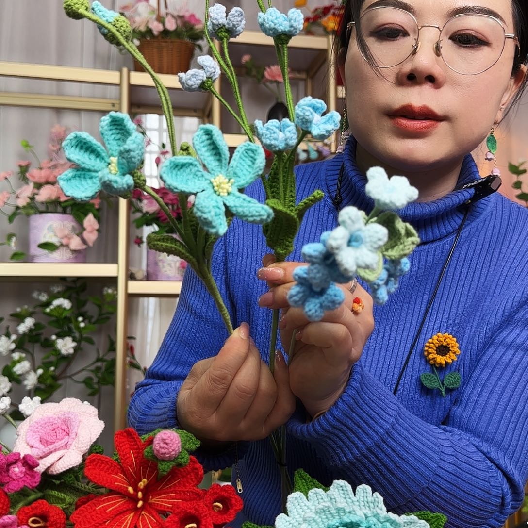 手工钩织设计花束