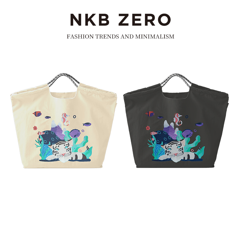 NKBZERO刺绣挎包ins风网红 可爱卡通大容量 穿搭 美妆包特大容量