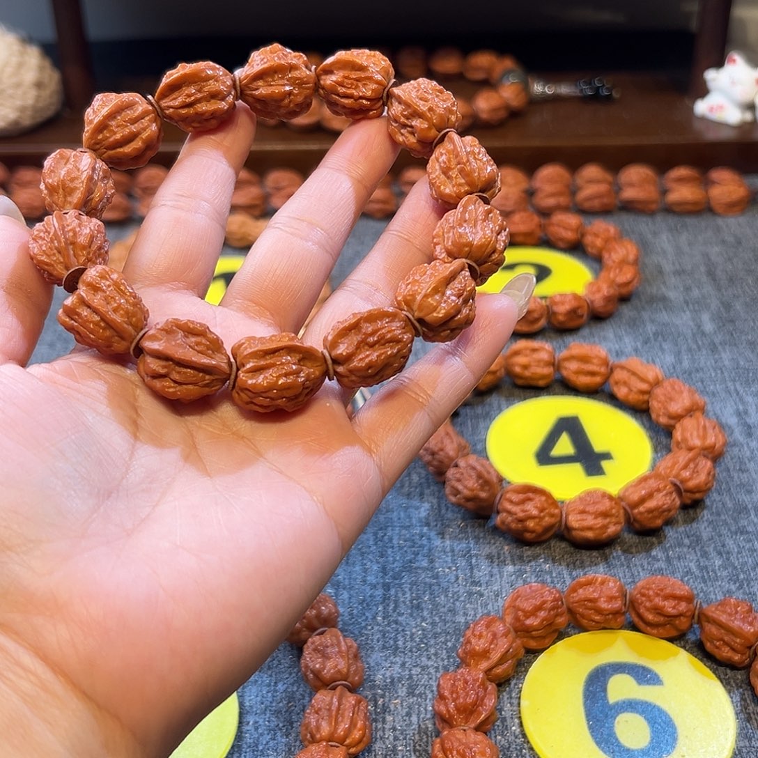 袖***下文玩核桃手串小金蟾