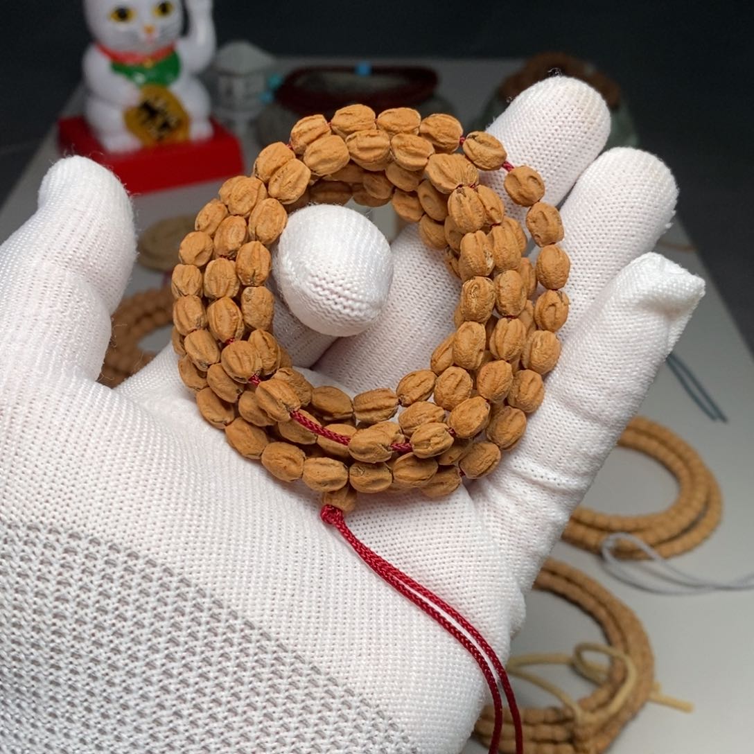 手串柏香籽/百香籽刘****）